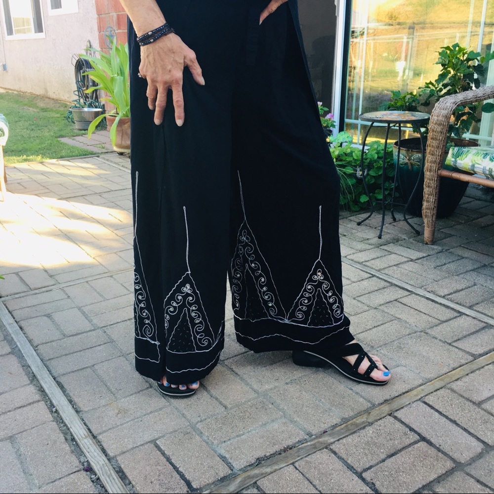 Wrap-around pants  self ties in front and back